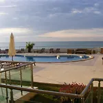 Privat Golf Coast Apartman Kavarna